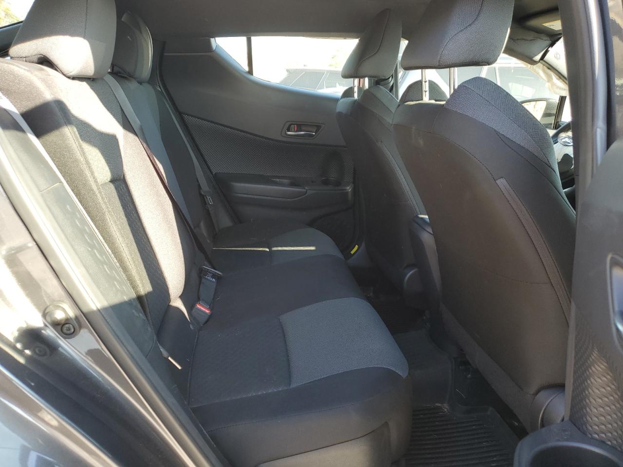 2022 TOYOTA C-HR XLE VIN:JTNKHMBX7N1133838