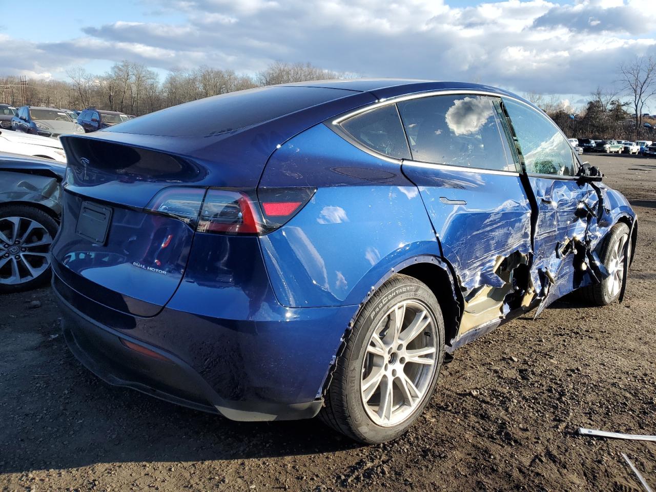 2023 TESLA MODEL Y  VIN:7SAYGDEE7PF793435