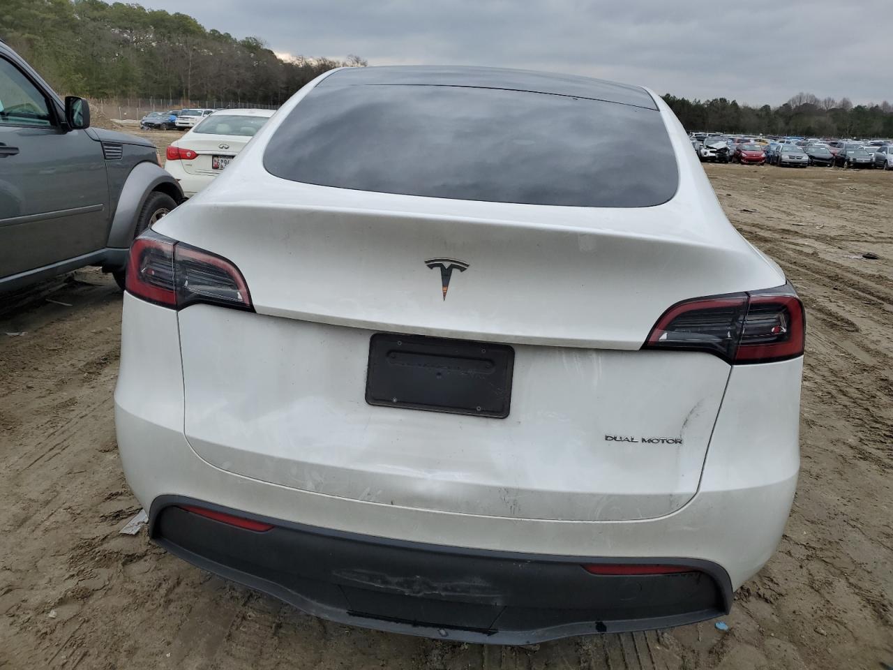 2023 TESLA MODEL Y  VIN:7SAYGDEE4PA041916