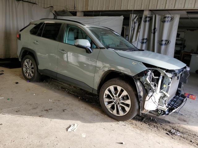 2021 TOYOTA RAV4 XLE PREMIUM VIN: 2T3C1RFV0MW104569