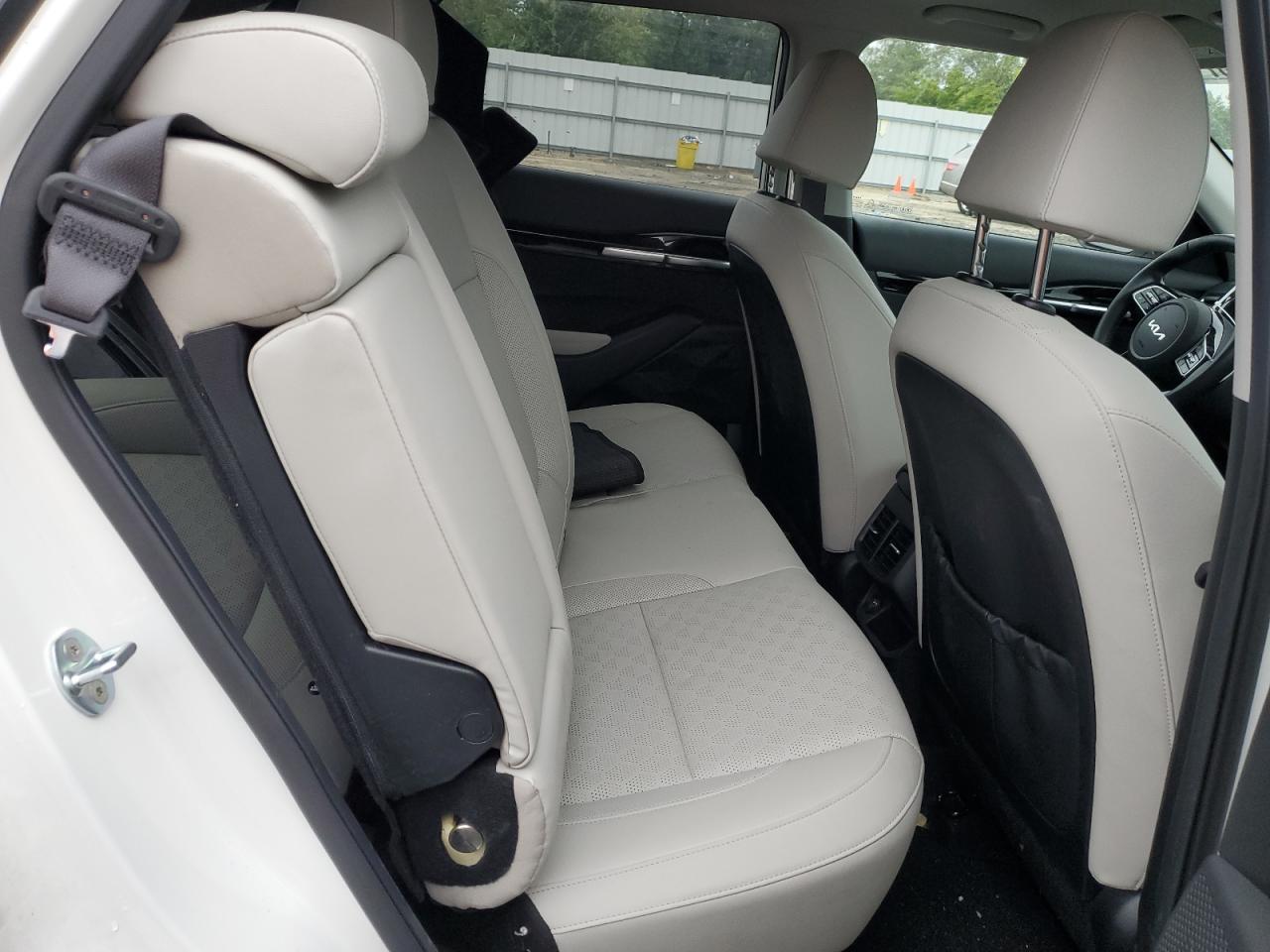 2022 KIA SELTOS EX VIN:KNDERCAA6N7272233