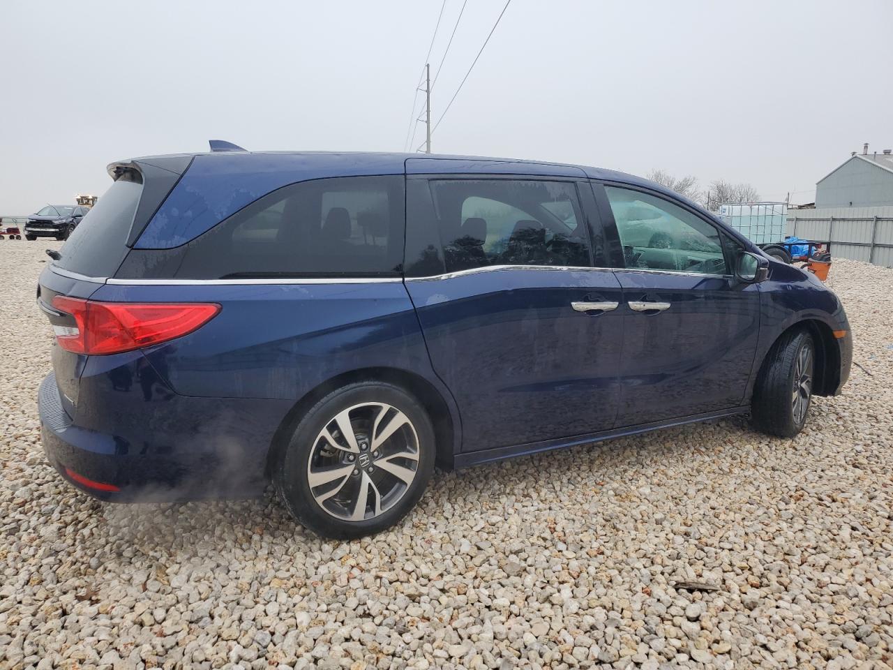 2022 HONDA ODYSSEY TOURING VIN:5FNRL6H82NB005401