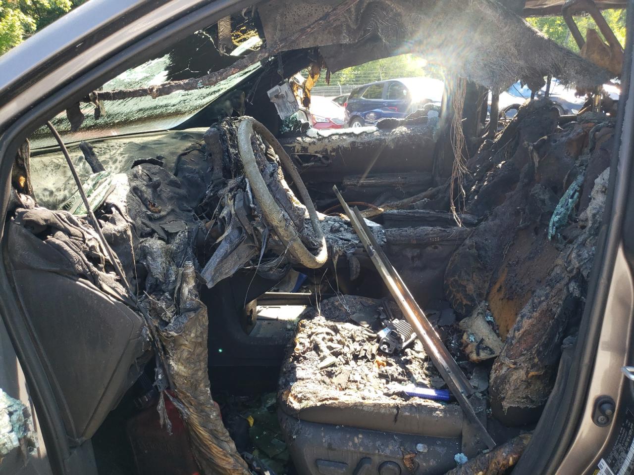 2022 TOYOTA SIENNA XLE VIN:5TDJRKEC5NS110880