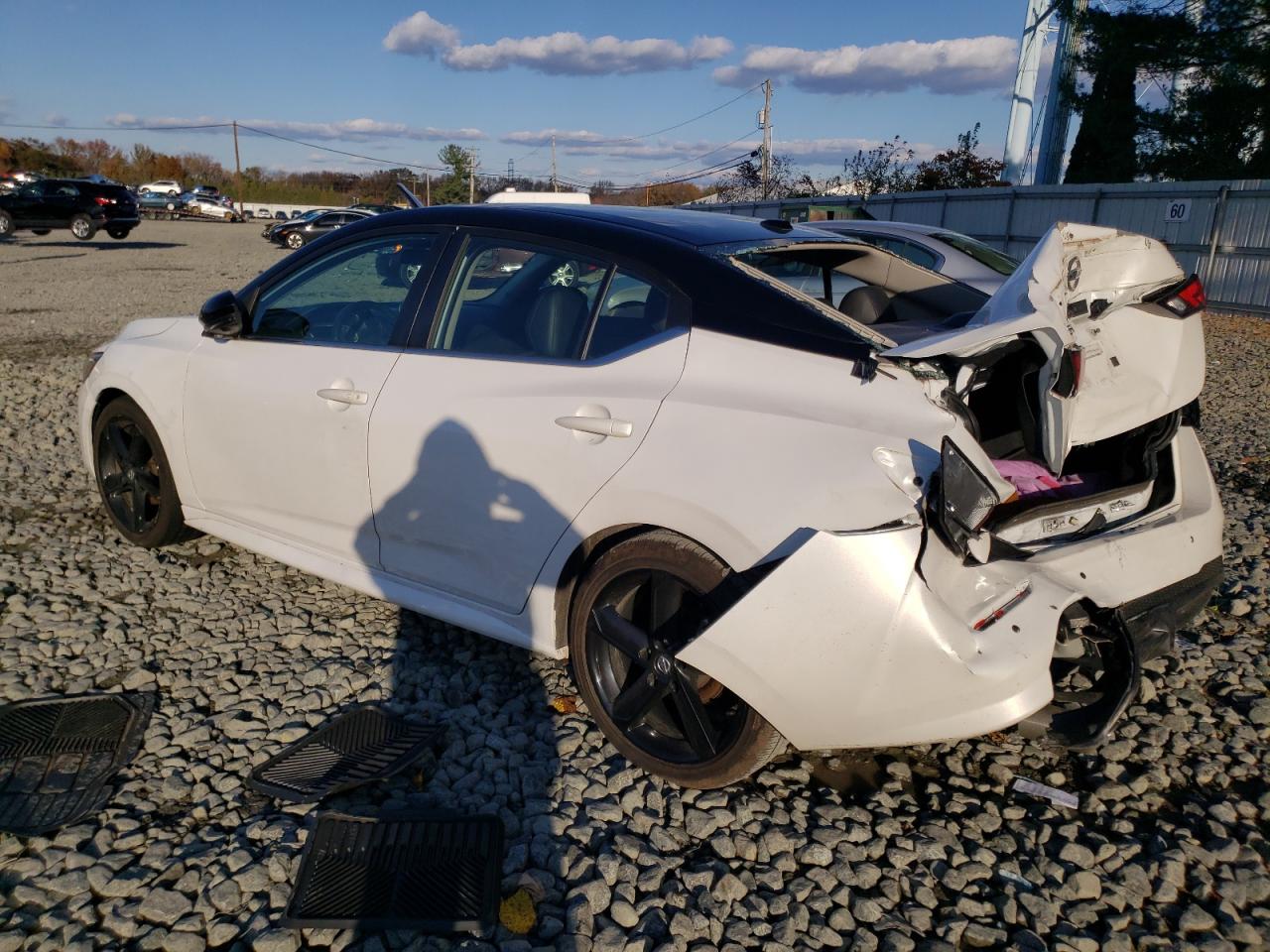 2022 NISSAN SENTRA SR VIN:3N1AB8DV3NY255454