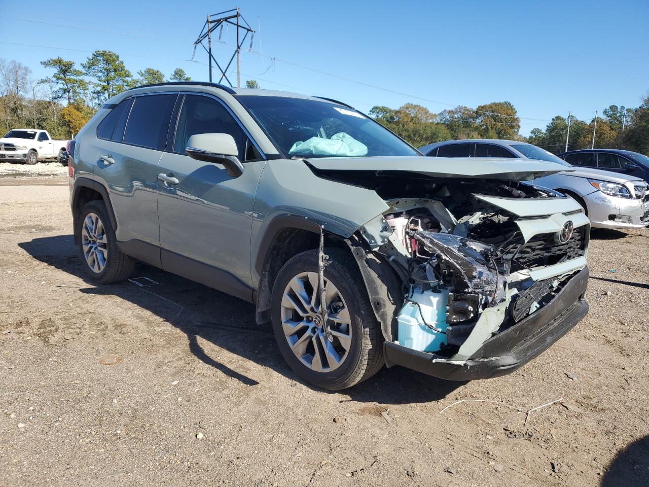 2022 TOYOTA RAV4 XLE PREMIUM VIN:2T3C1RFV4NW228054