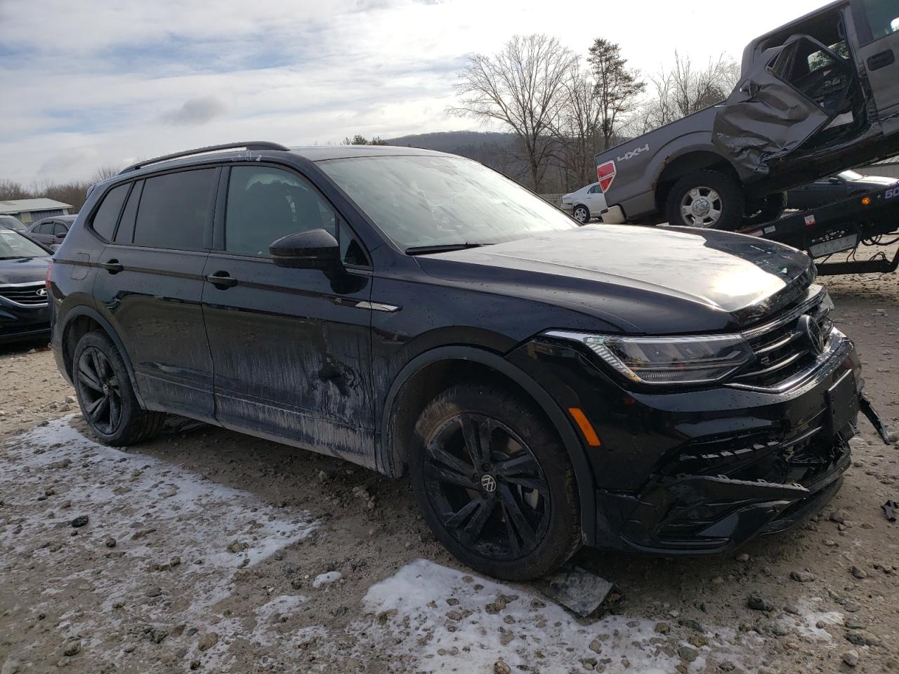 2023 VOLKSWAGEN TIGUAN SE R-LINE BLACK VIN:3VV8B7AX4PM141454