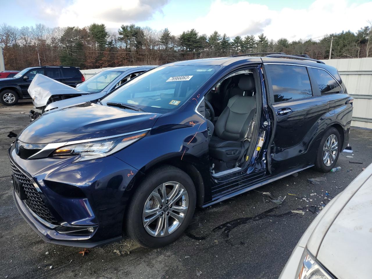 2022 TOYOTA SIENNA XSE VIN:5TDDSKFC1NS047292