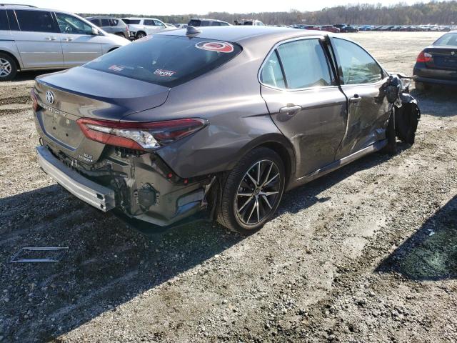 2021 TOYOTA CAMRY XLE VIN: 4T1F31AK0MU558660