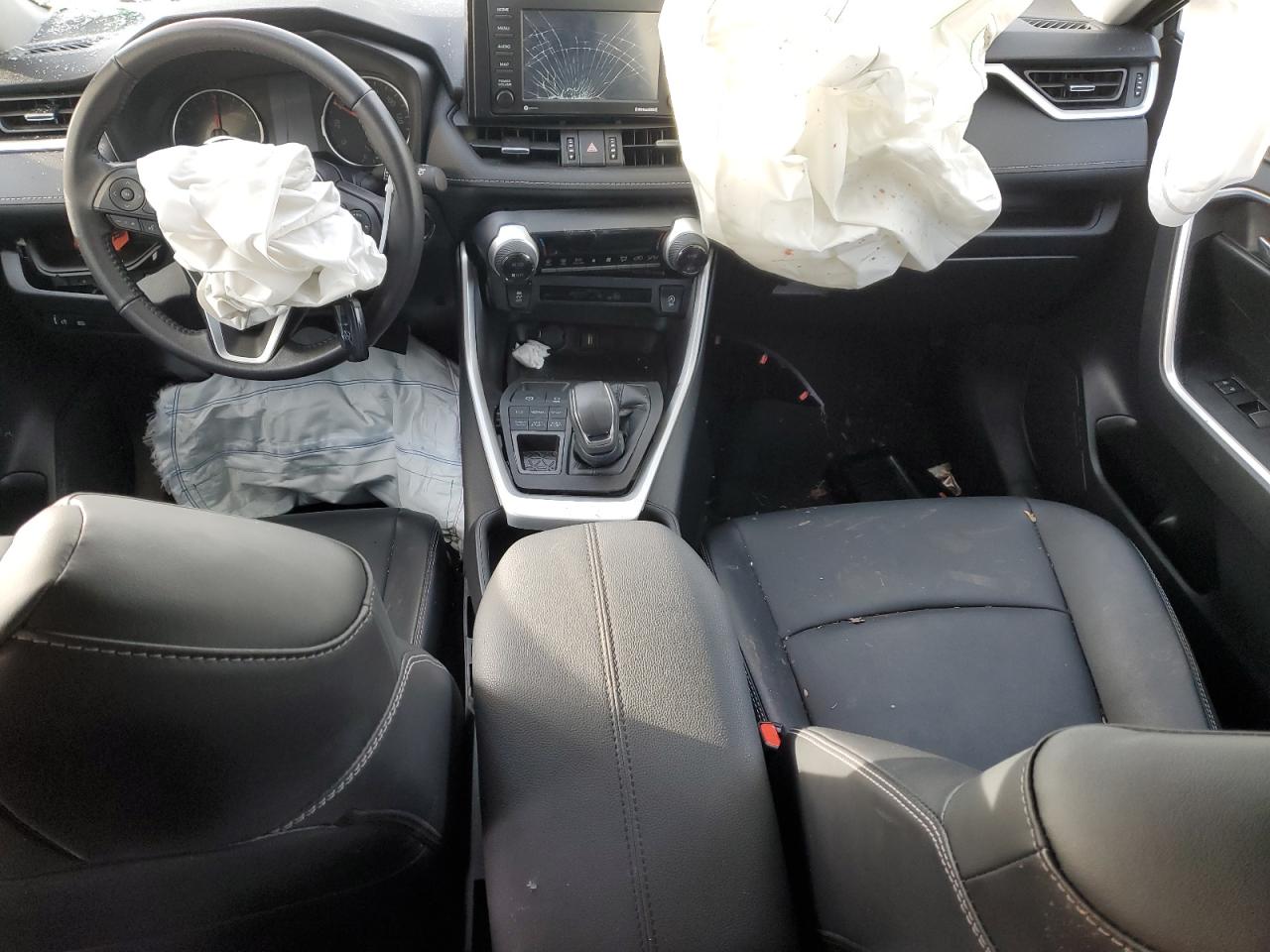 2022 TOYOTA RAV4 XLE PREMIUM VIN:2T3A1RFV4NW323608