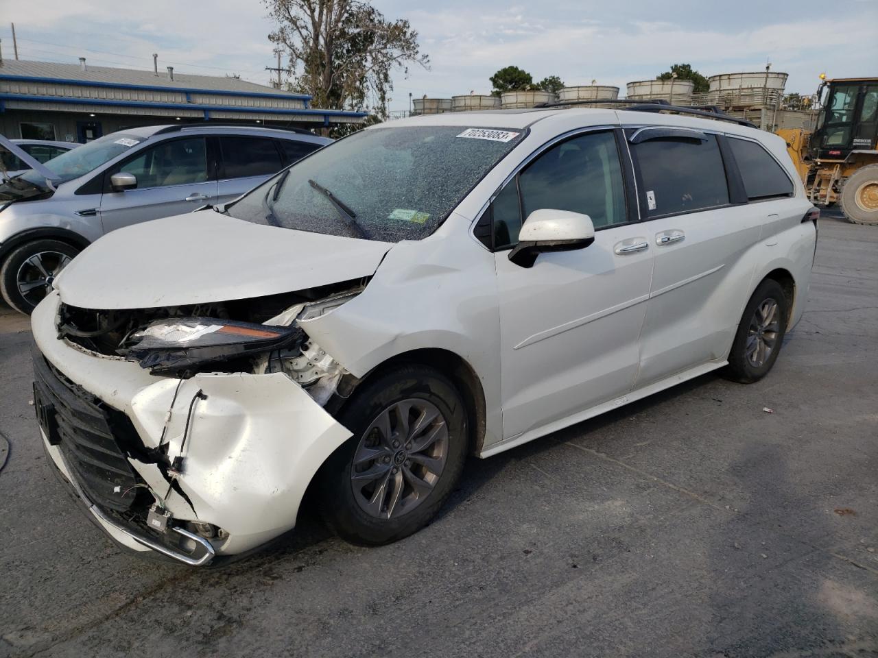 2022 TOYOTA SIENNA XLE VIN:5TDYSKFC9NS043122