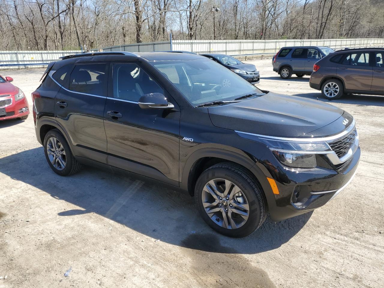 2023 KIA SELTOS S VIN:KNDEUCAA4P7447385