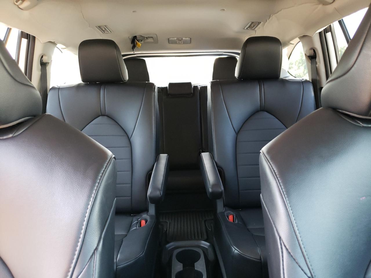 2022 TOYOTA HIGHLANDER XLE VIN:5TDGZRBH7NS577589