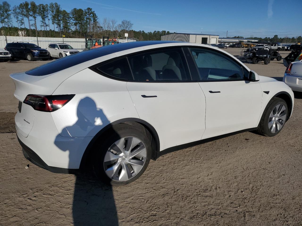 2023 TESLA MODEL Y  VIN:7SAYGDEE9PA093669