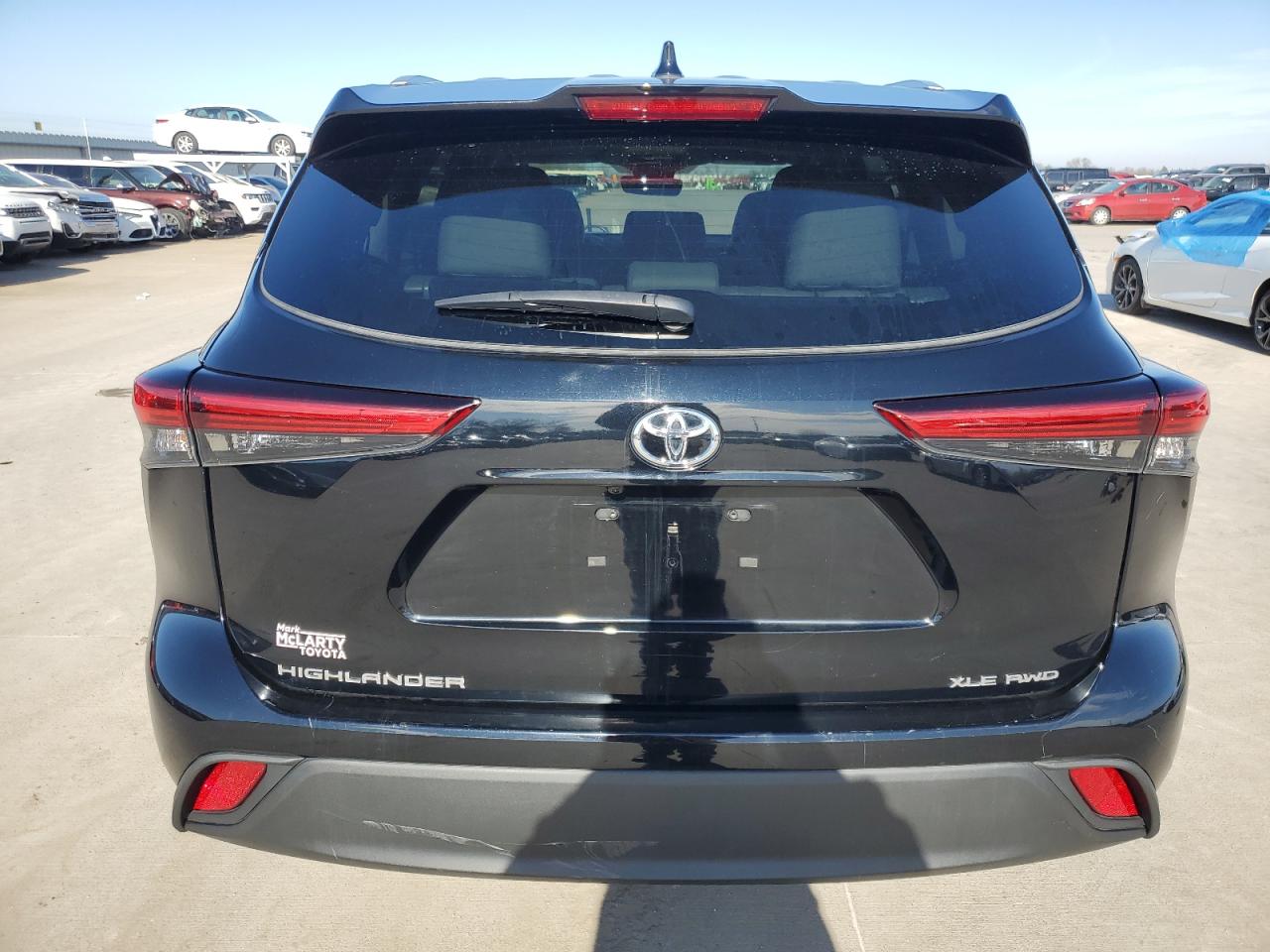 2022 TOYOTA HIGHLANDER XLE VIN:5TDGZRBH2NS226721