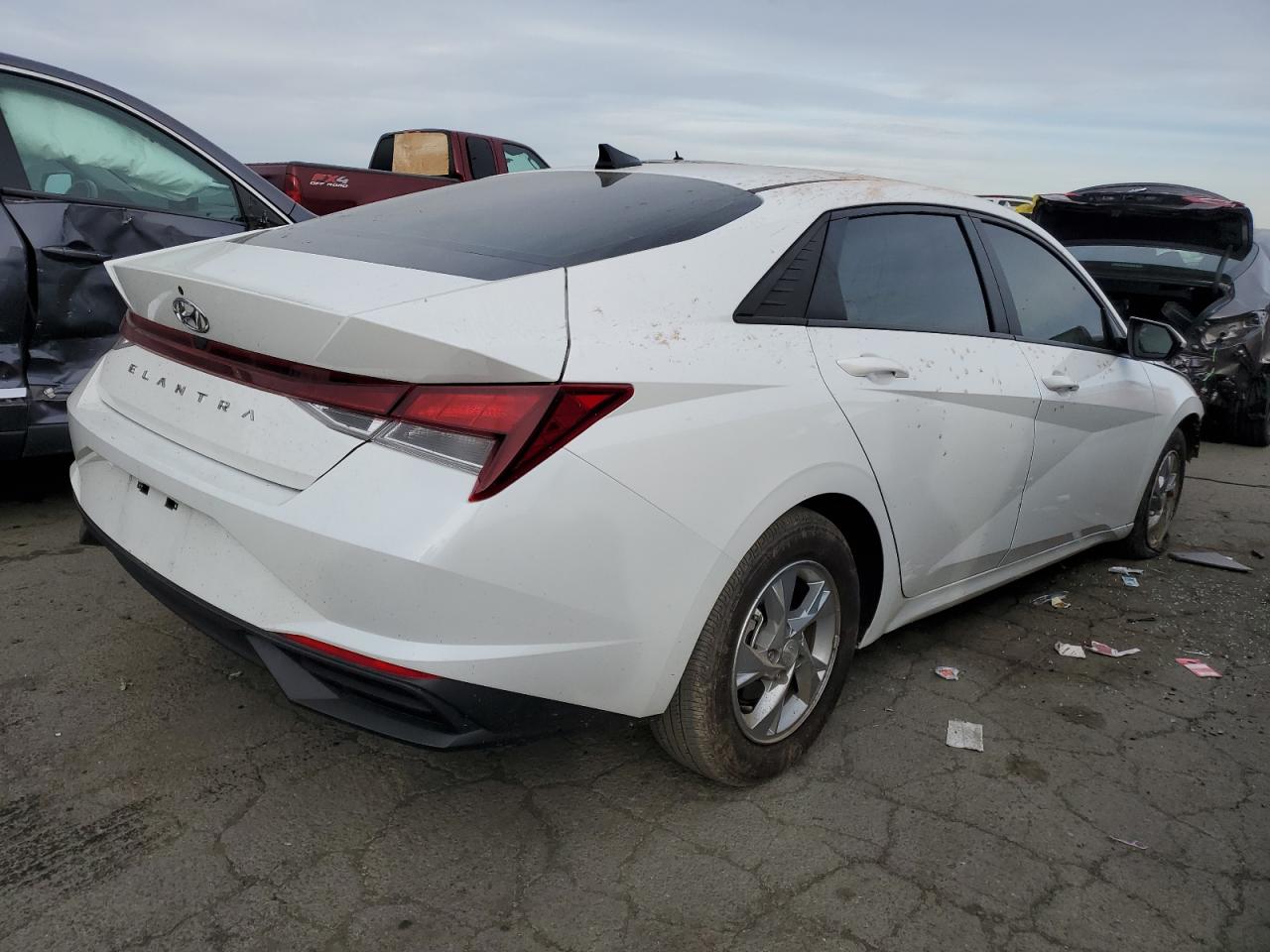 2023 HYUNDAI ELANTRA SE VIN:5NPLL4AG8PH089868