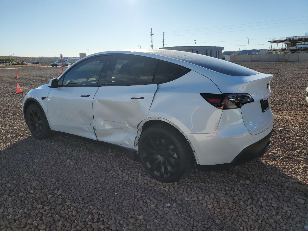 2023 TESLA MODEL Y  VIN:7SAYGAEE6PF815309