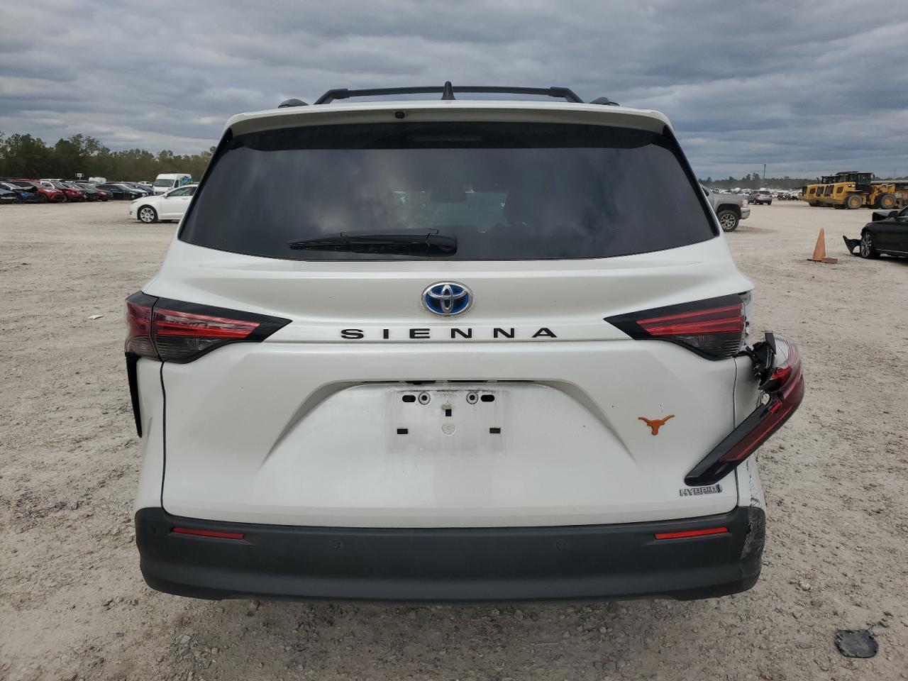 2022 TOYOTA SIENNA XLE VIN:5TDYRKEC8NS120236