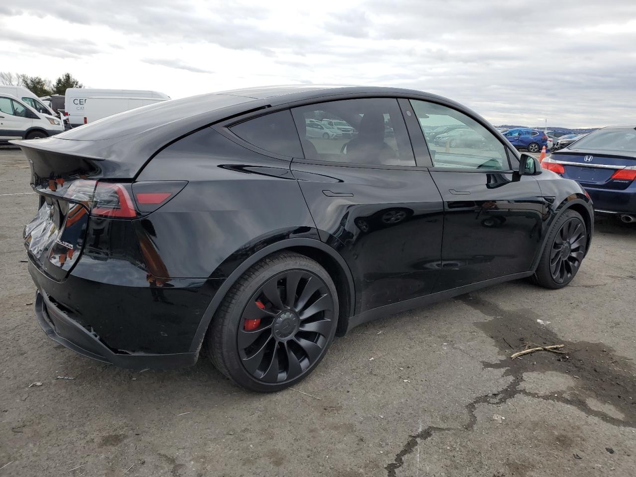 2022 TESLA MODEL Y  VIN:7SAYGDEF2NF307877