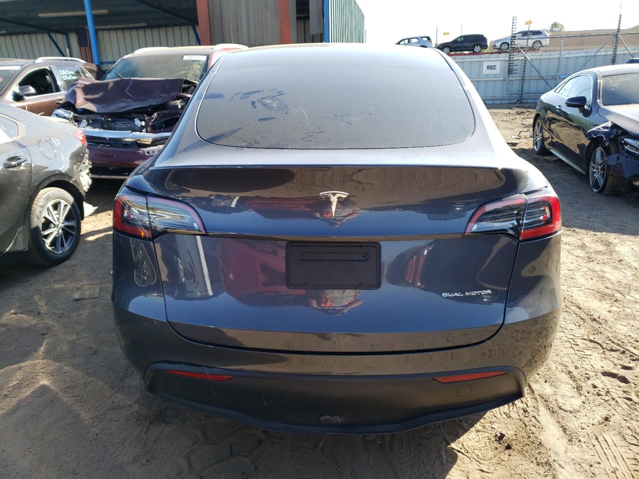 2023 TESLA MODEL Y  VIN:7SAYGDEE8PF767426