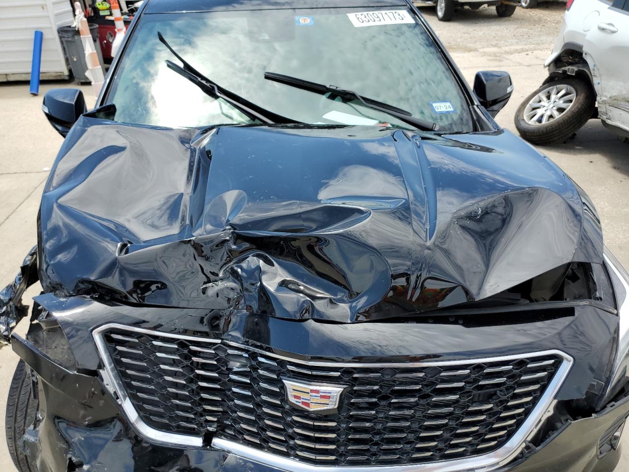 2022 CADILLAC XT4 PREMIUM LUXURY VIN:1GYFZCR49NF156351