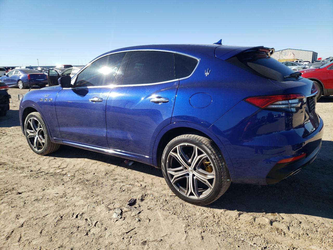 2022 MASERATI LEVANTE BASE VIN:ZN661XUAXNX388127