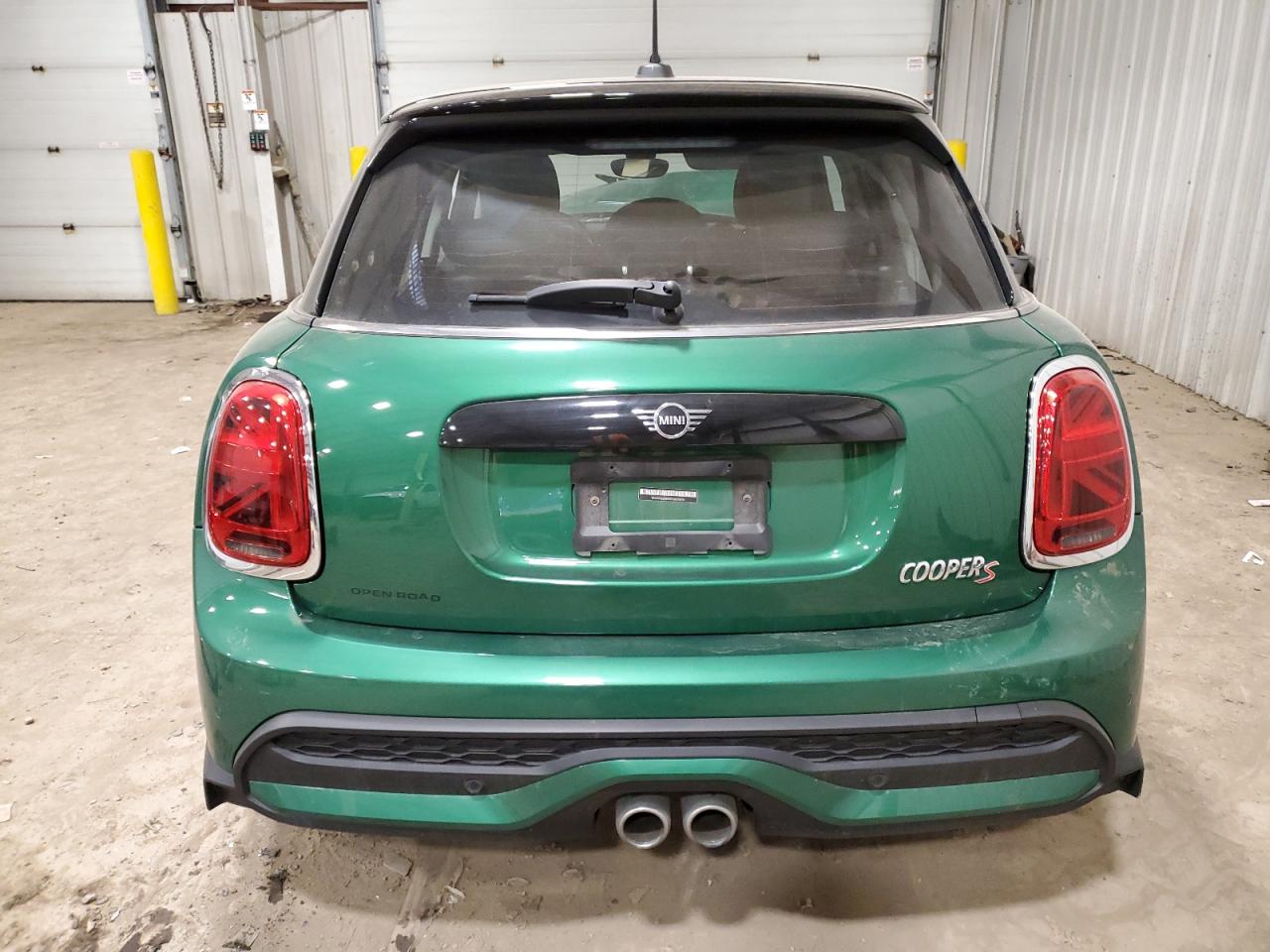 2022 MINI COOPER S VIN:WMW53DK02N2R31674