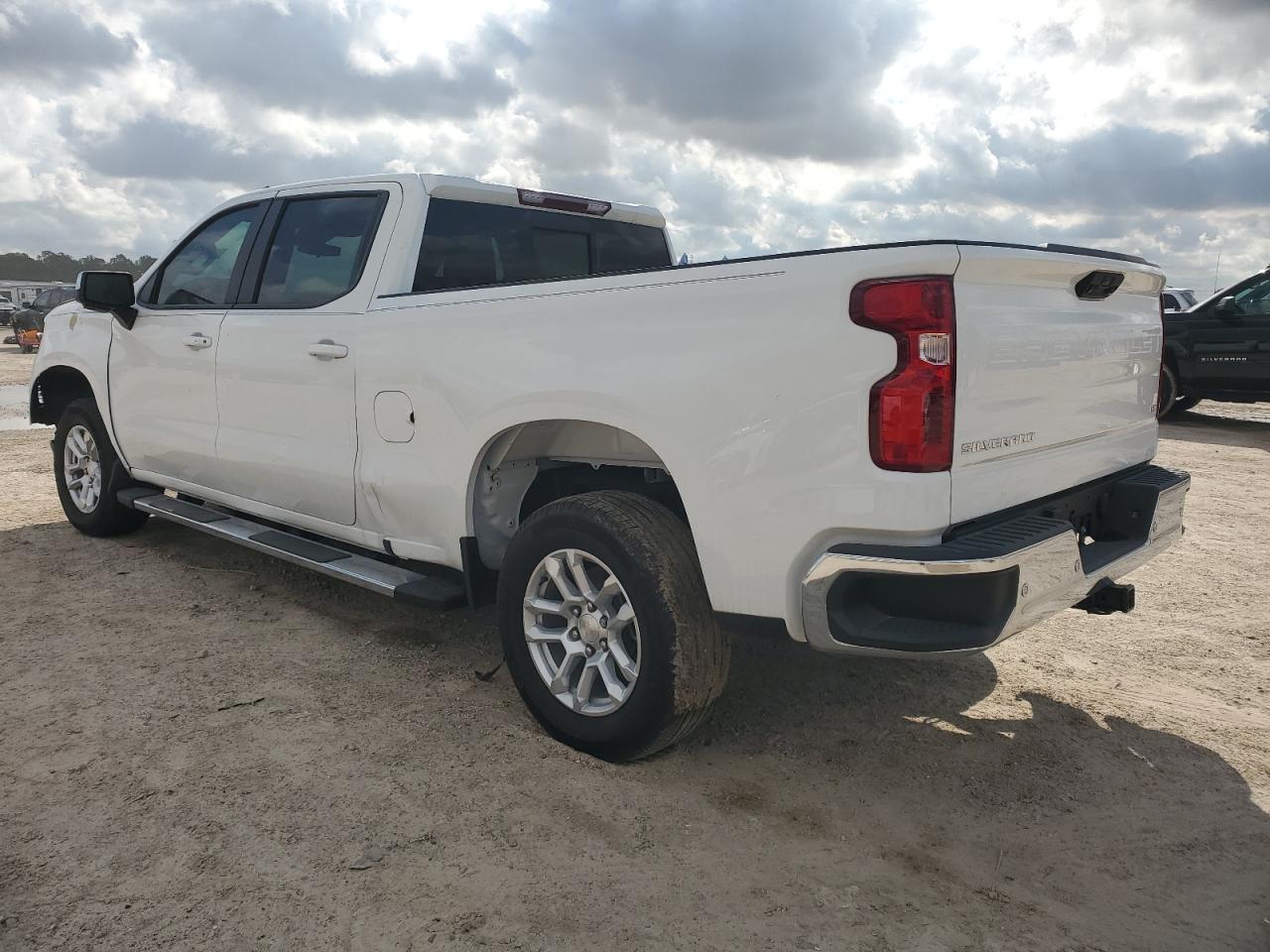 2022 CHEVROLET SILVERADO C1500 LT VIN:1GCPACED5NZ579823