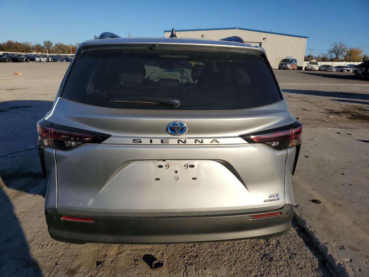 2023 TOYOTA SIENNA XLE VIN:5TDYRKECXPS142435