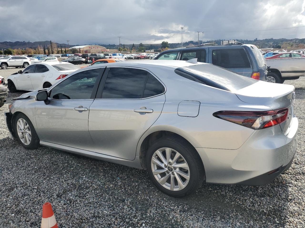 2022 TOYOTA CAMRY LE VIN:4T1C11AK3NU693058