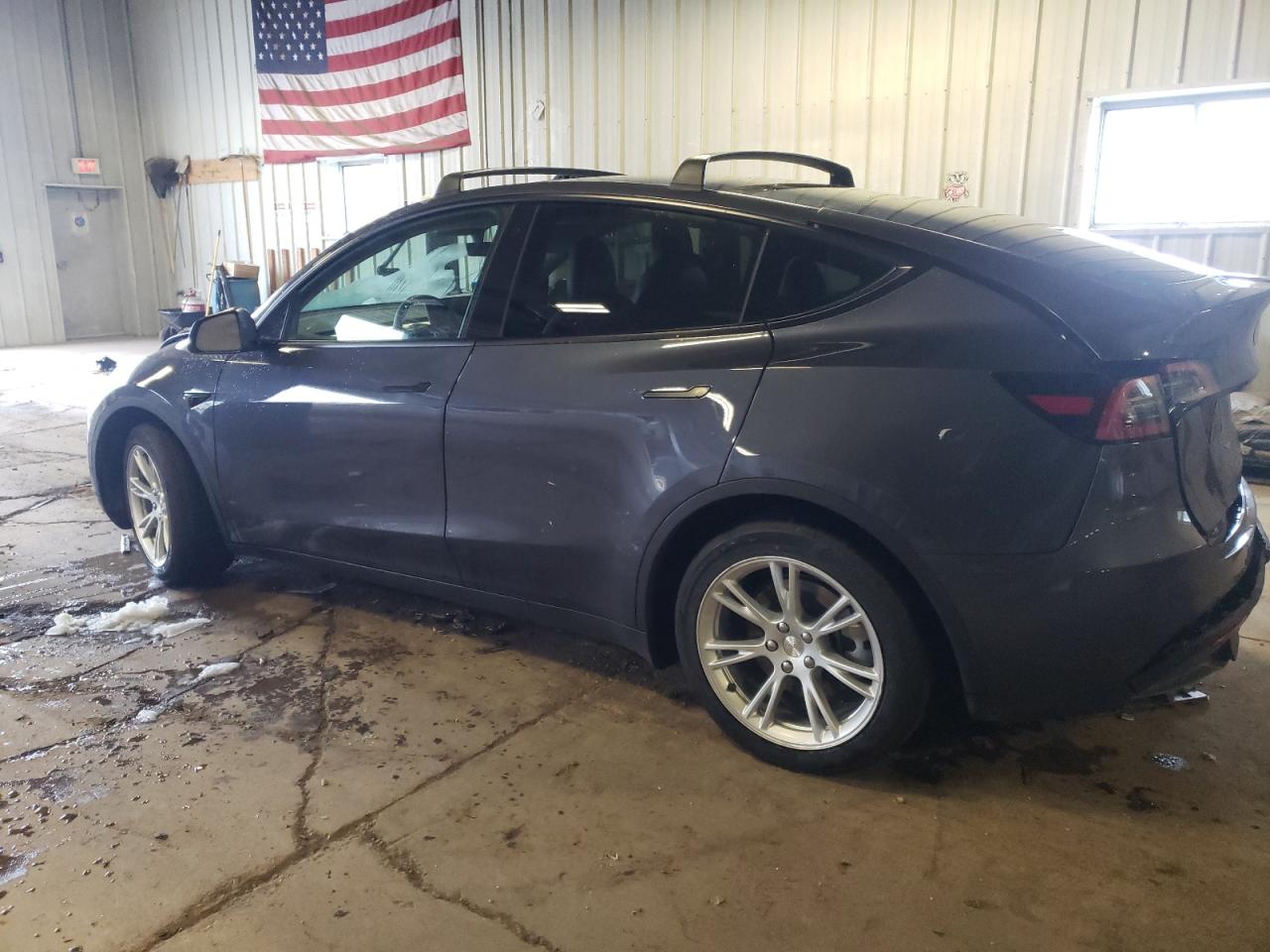 2022 TESLA MODEL Y  VIN:7SAYGDEE6NF320736