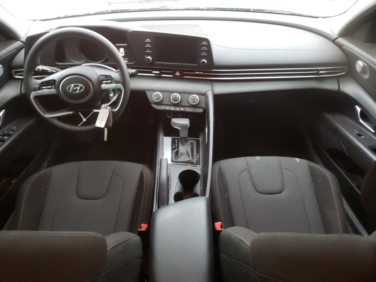 2022 HYUNDAI ELANTRA SE VIN:KMHLL4AG0NU368360