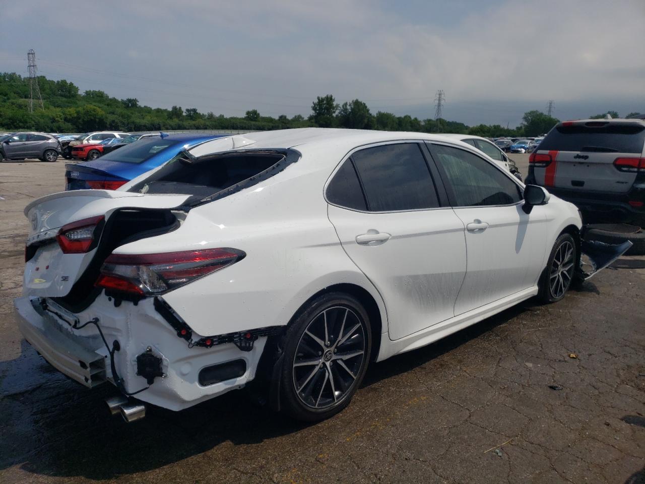 2022 TOYOTA CAMRY SE VIN:4T1T11AK5NU656982