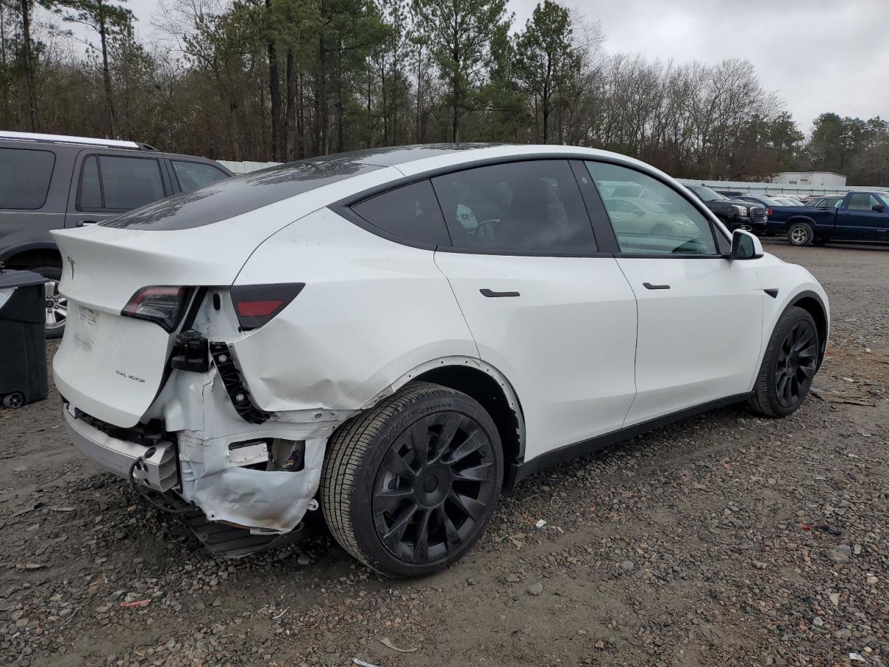 2022 TESLA MODEL Y  VIN:7SAYGDEE6NF336466