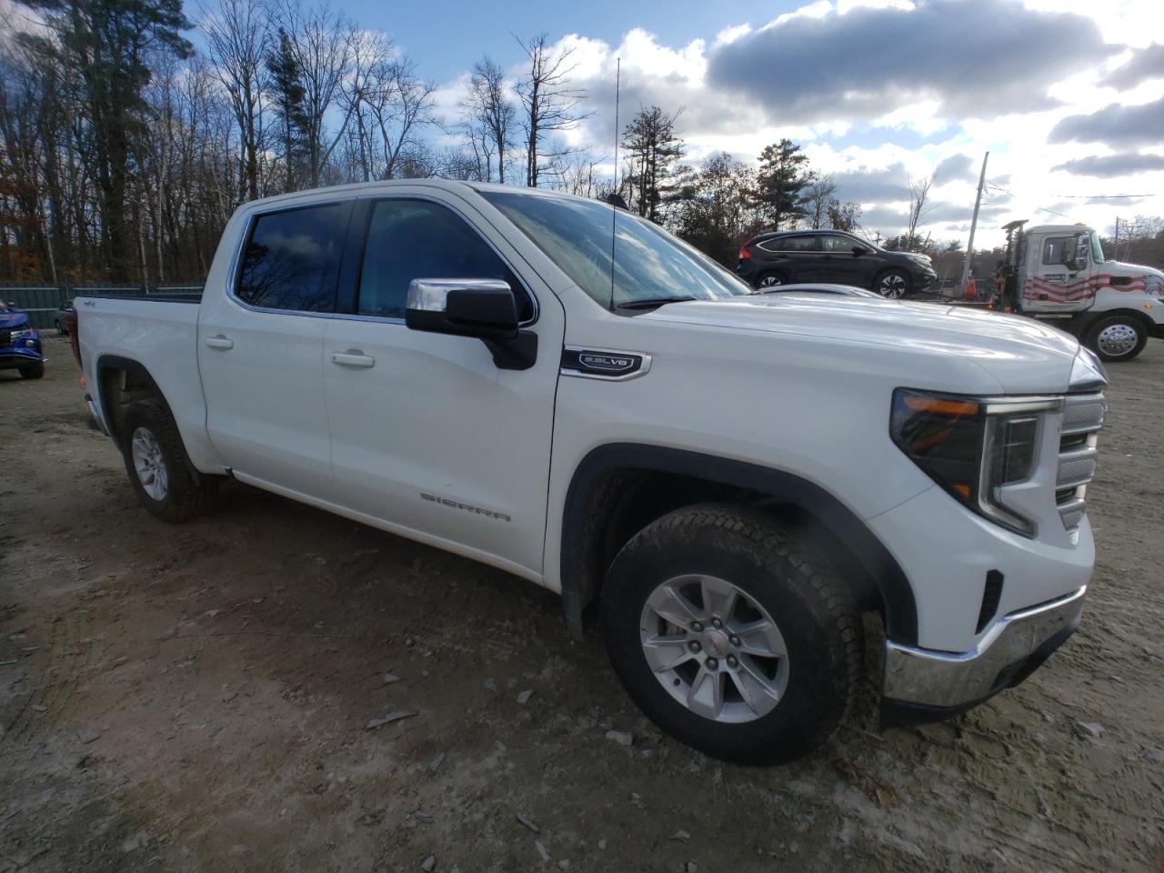 2023 GMC SIERRA K1500 SLE VIN:3GTUUBED9PG132855