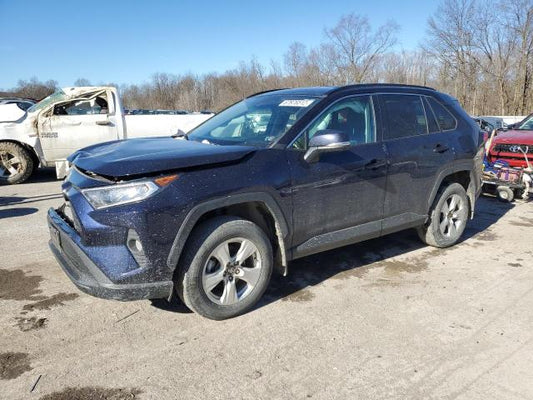2021 TOYOTA RAV4 XLE VIN: 2T3P1RFV9MW192295