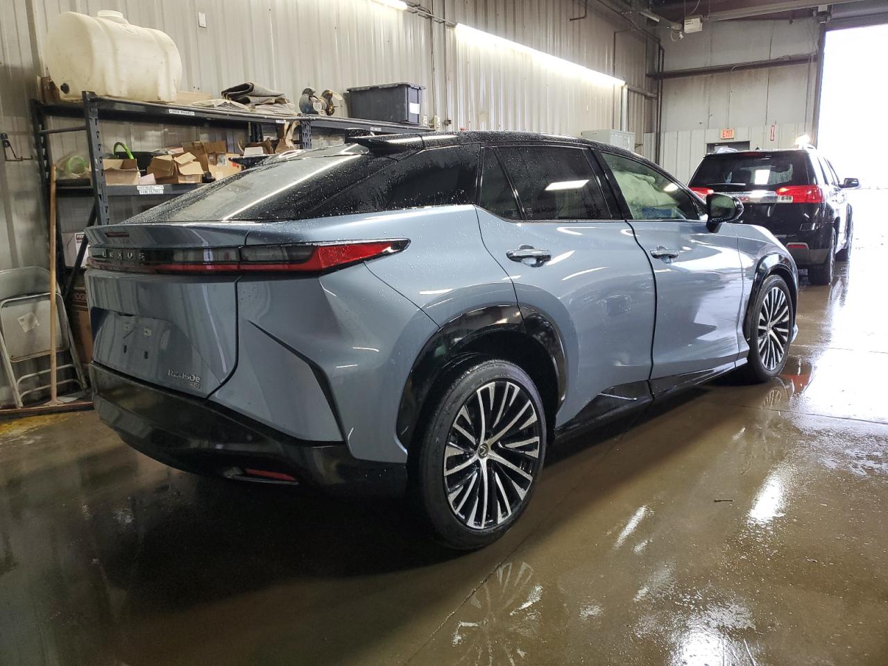 2023 LEXUS RZ 450E VIN:JTJAAAAB0PA004297