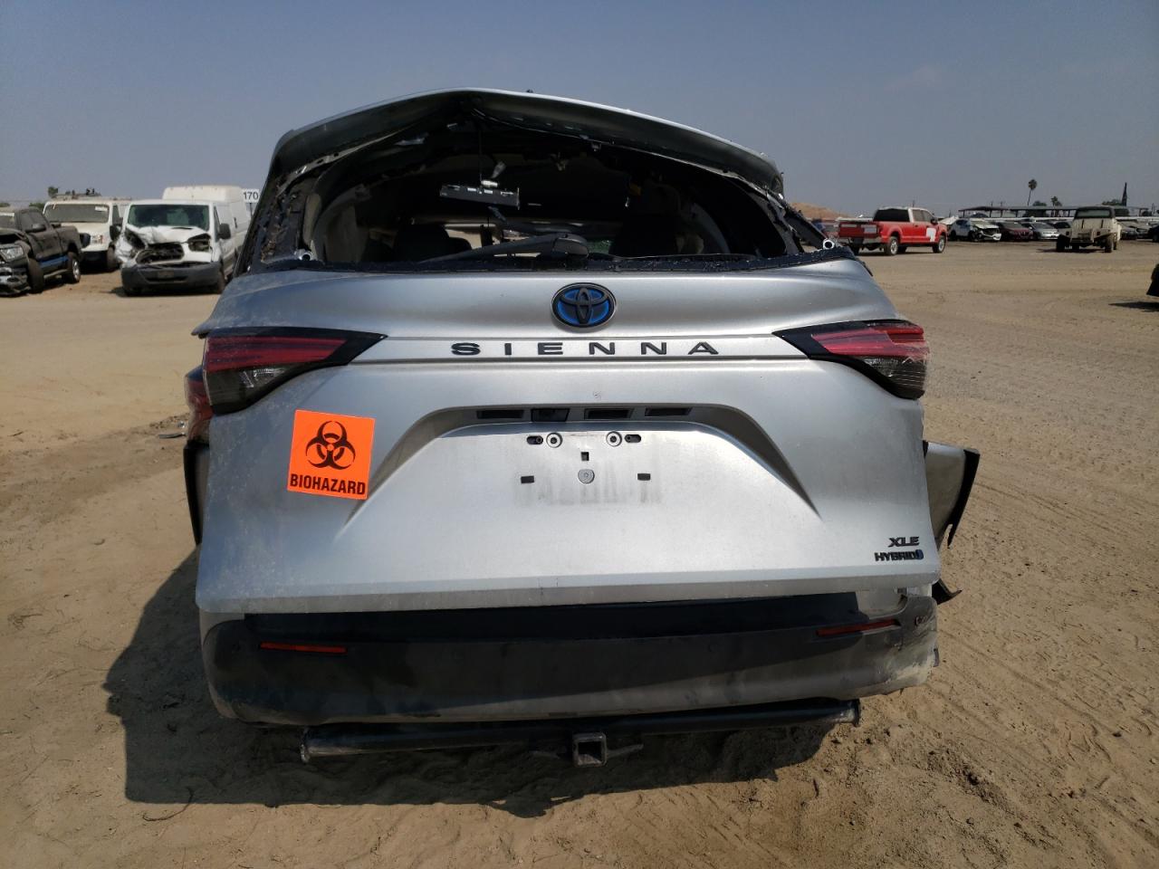 2022 TOYOTA SIENNA XLE VIN:5TDJRKEC7NS088977