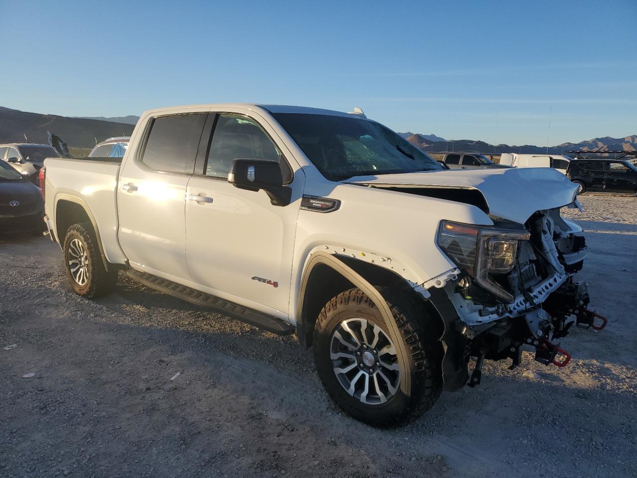 2022 GMC SIERRA K1500 AT4 VIN:1GTUUEET4NZ550522