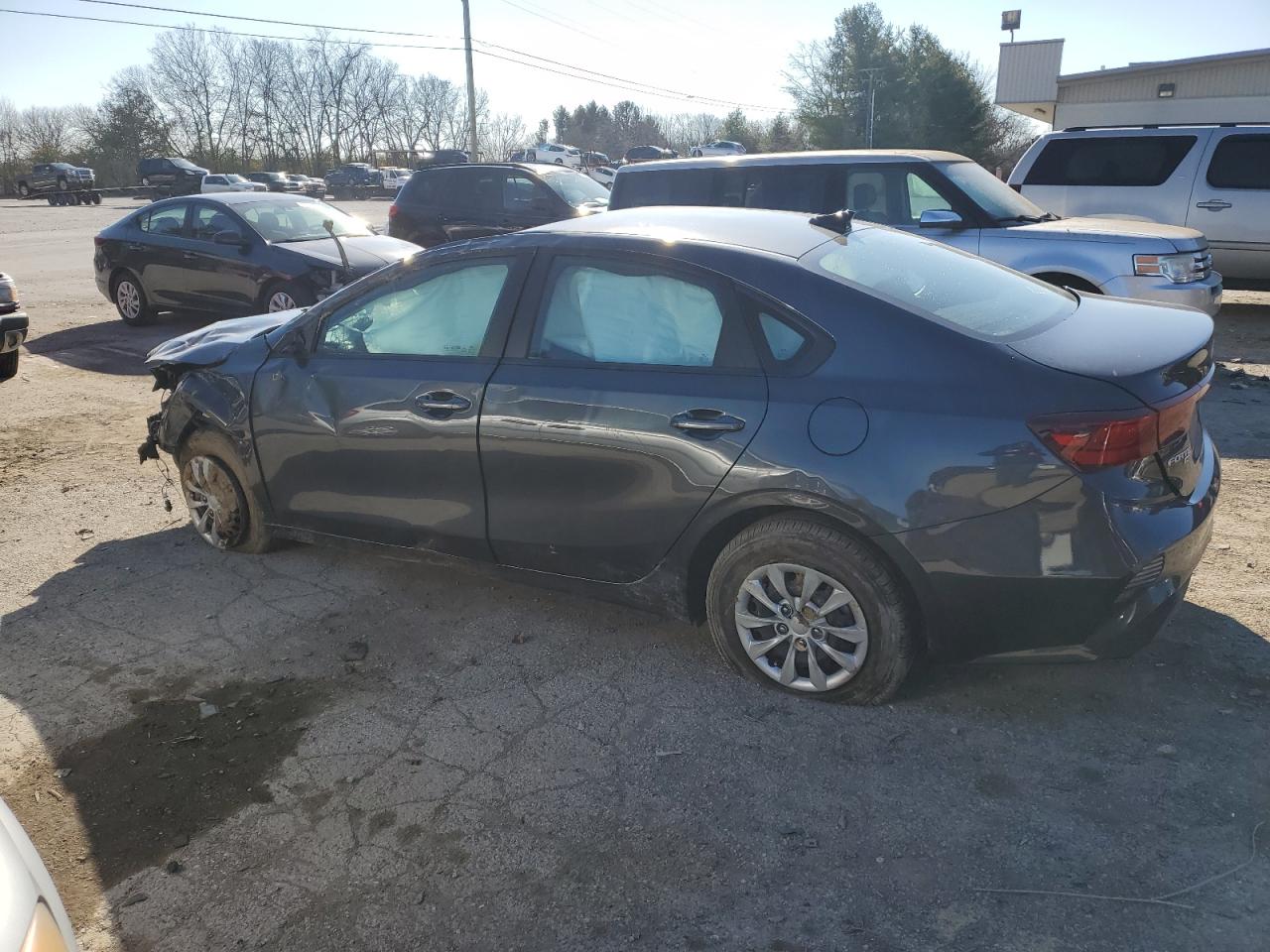 2023 KIA FORTE LX VIN:3KPF24AD5PE573300