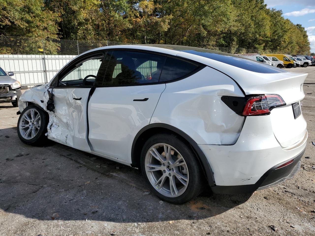 2023 TESLA MODEL Y  VIN:7SAYGDEE4PA027398