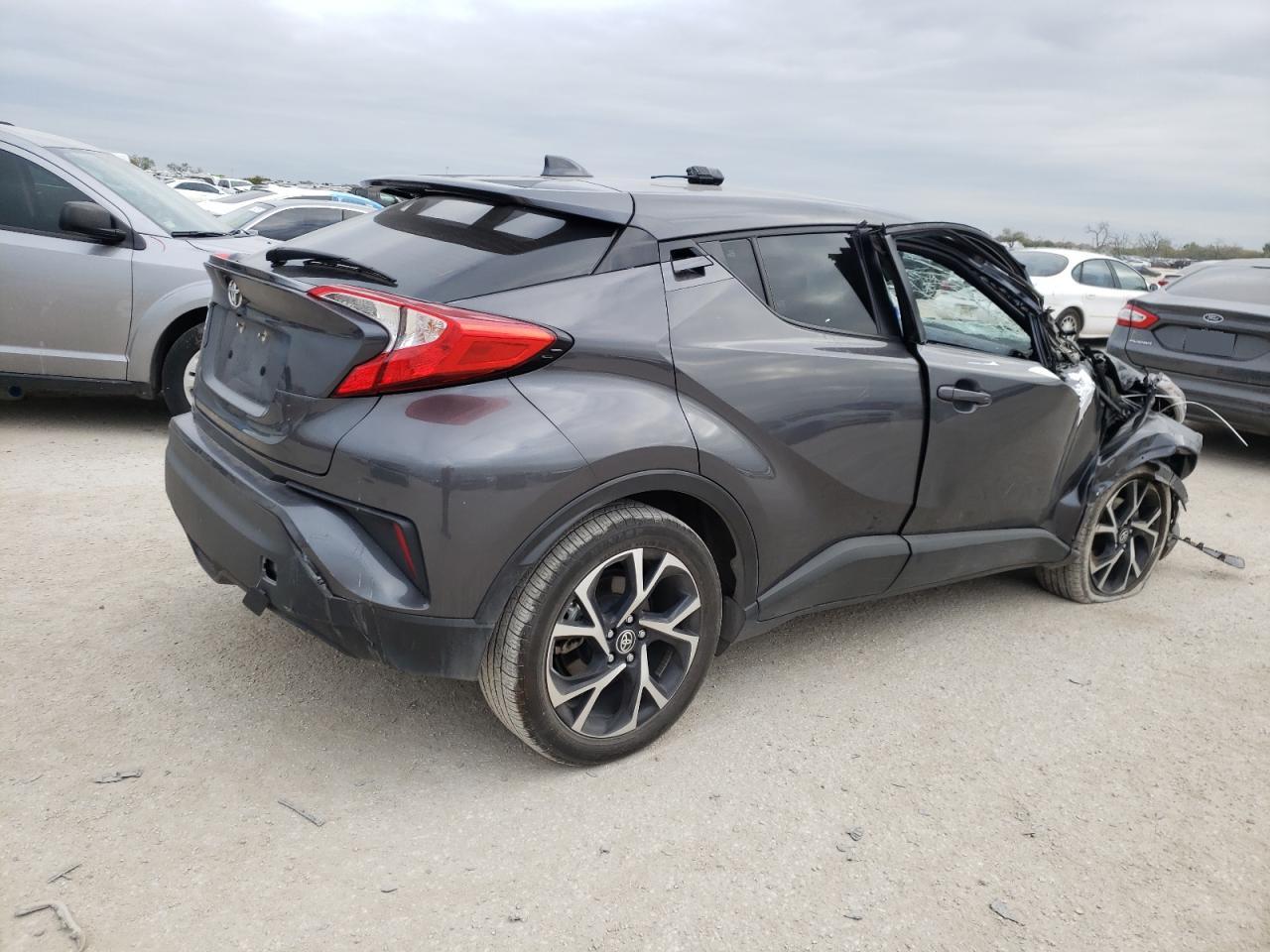 2022 TOYOTA C-HR XLE VIN:NMTKHMBX8NR140772