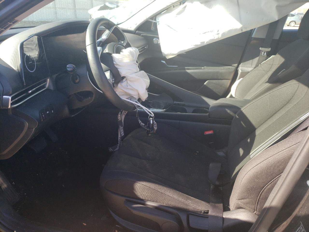 2023 HYUNDAI ELANTRA SEL VIN:5NPLS4AG4PH106054