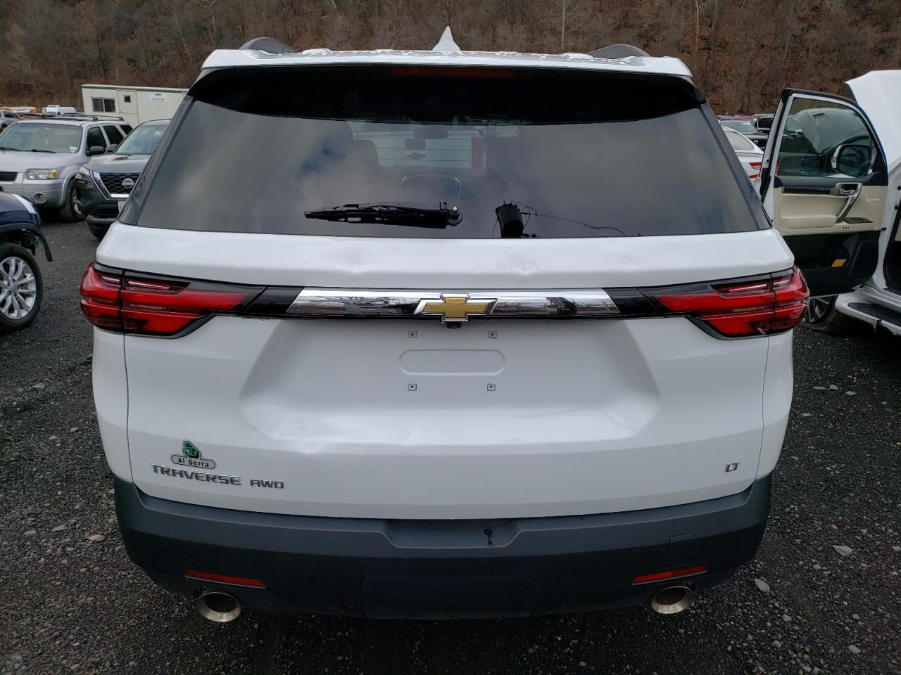 2023 CHEVROLET TRAVERSE LT VIN:1GNEVHKW3PJ172042