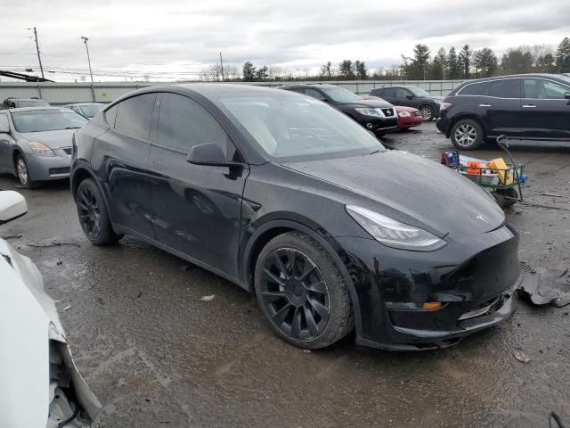 2021 TESLA MODEL Y VIN: 5YJYGDEE0MF069157