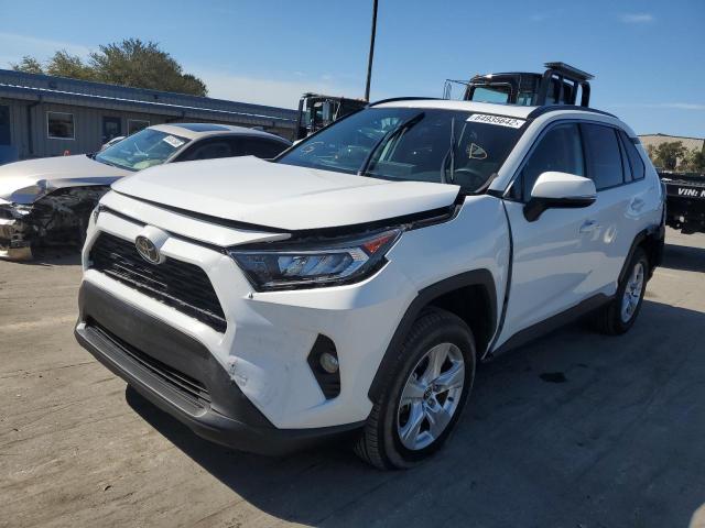 2021 TOYOTA RAV4 XLE VIN: 2T3W1RFV6MC122153