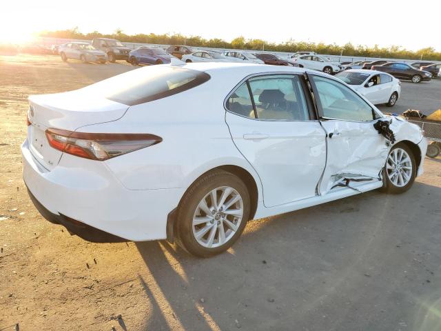 2021 TOYOTA CAMRY LE VIN: 4T1R11***********