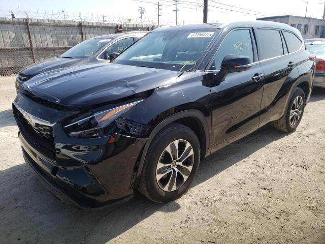 2021 TOYOTA HIGHLANDER XLE VIN: 5TDHZRAH0MS040020