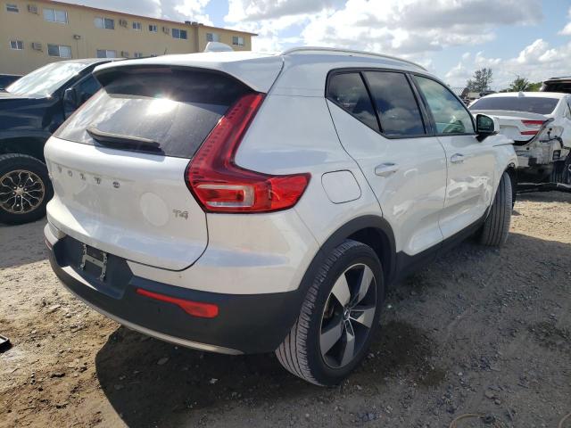 2021 VOLVO XC40 T4 MOMENTUM VIN: YV4AC2***********