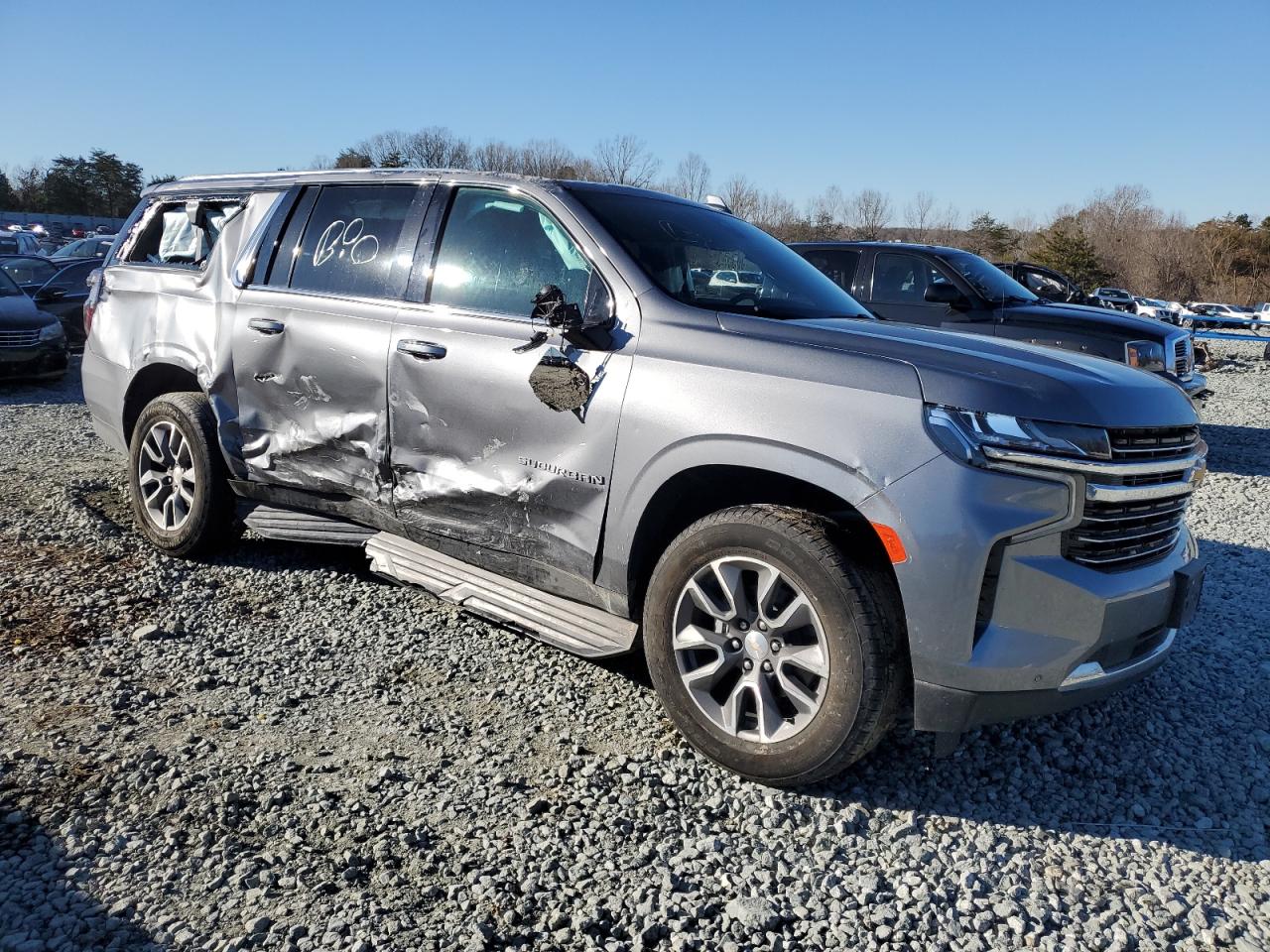 2022 CHEVROLET SUBURBAN K1500 LT VIN:1GNSKCKD1NR329482