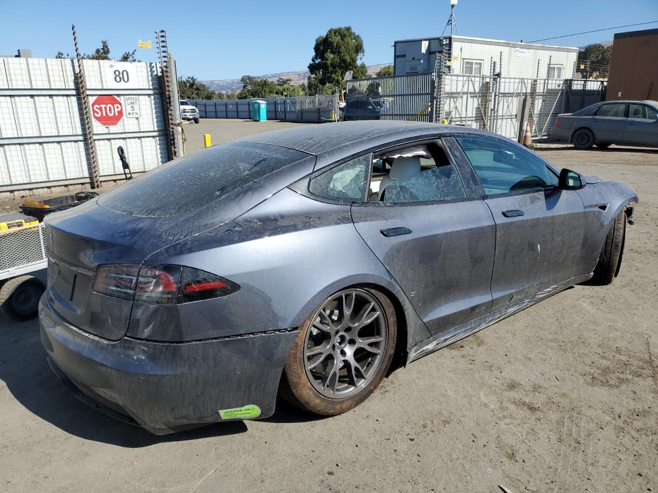 2023 TESLA MODEL S  VIN:5YJSA1E55PF500697